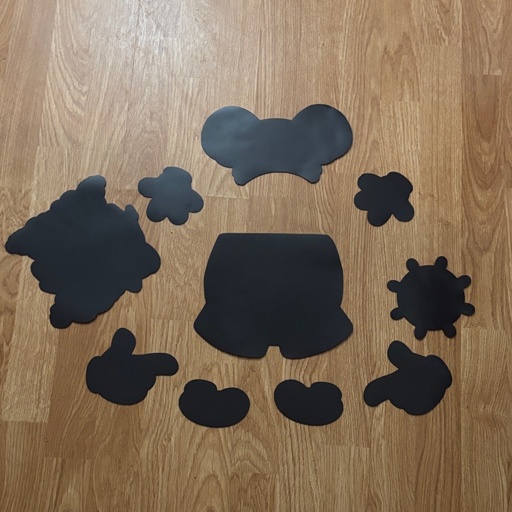 Mickey Mouse Cruise DOOR MAGNET Prop Set - Red, Black, White, Yellow - Picture 9 of 9
